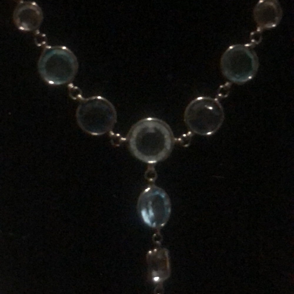 Teardrop necklace
